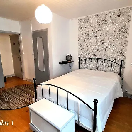 L'oustalou - Entre Lot Et Truyère * Entraygues-sur-Truyère